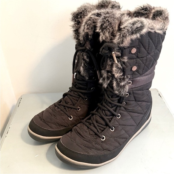NWOT Columbia Sportswear Women's Heavenly
Omni-Heat Lace Up Black Winter Boots 8 - Picture 4 of 10